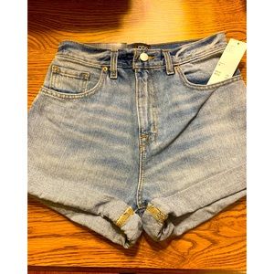 Urban Outfitters BDG Mom High Waisted Shorts. Size 26